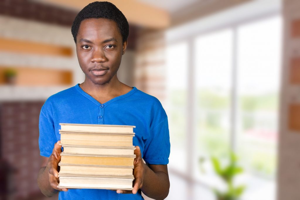 young black student 1024x683 - Quiénes somos